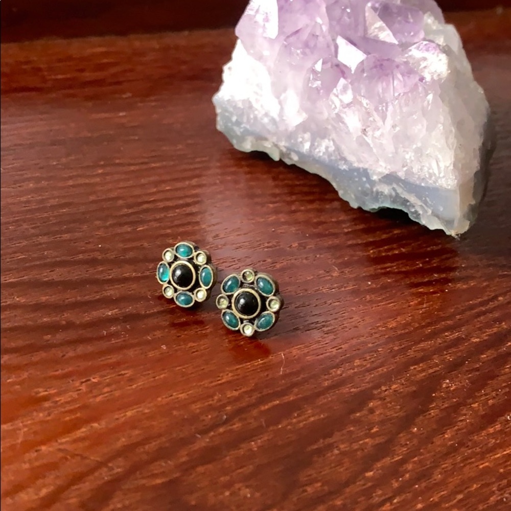 Multicolored Studs